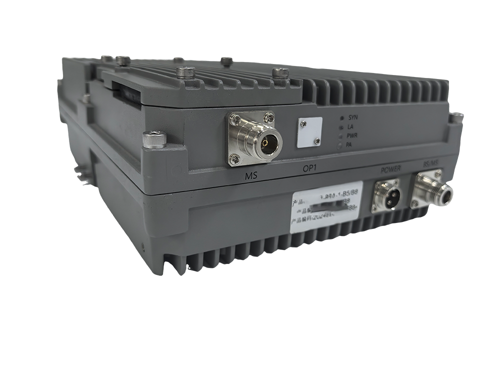  海拉尔三频手机信号接收器2000㎡